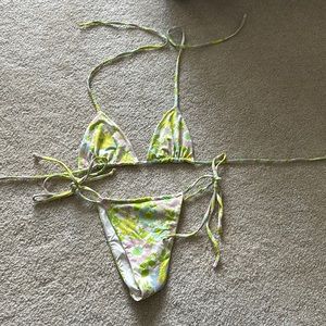 Floral Frankie’s bikinis set